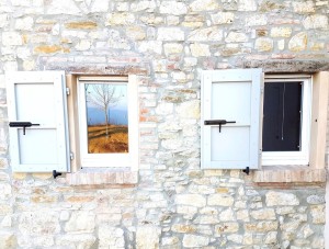 Finestra con anta modello rustico